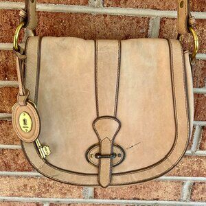 Fossil Vintage Reissue (VRI) Flap Saddle Crossbody Bag